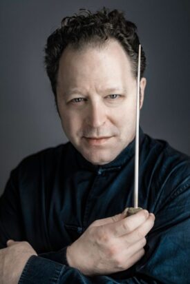 John Axelrod dirijor principal al Orchestrei Simfonice București